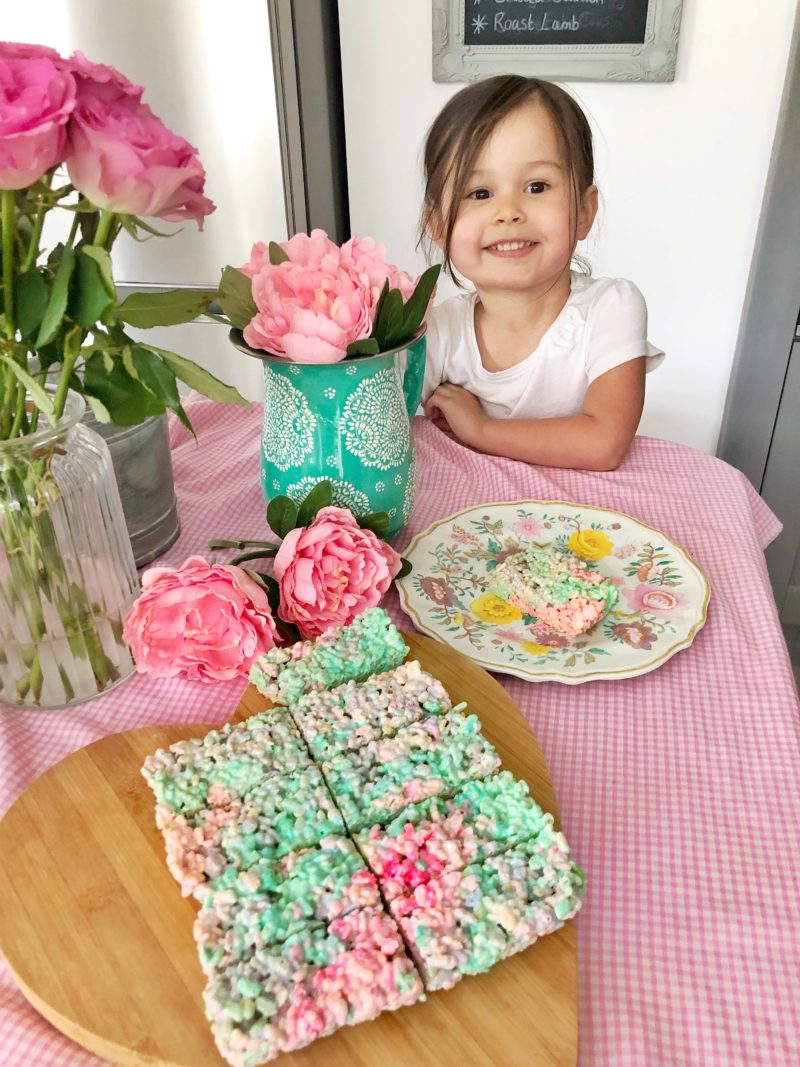 unicorn rice krispie cake baking recipe 