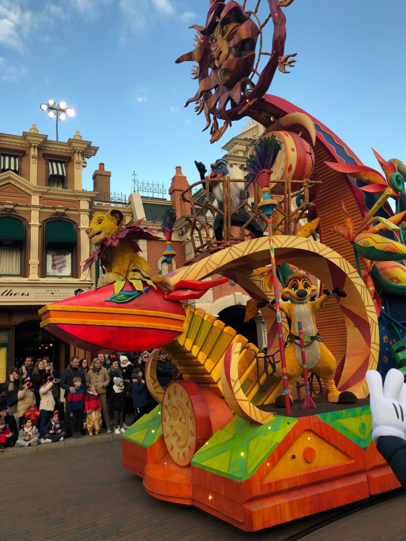 disneyland paris with toddlers parade